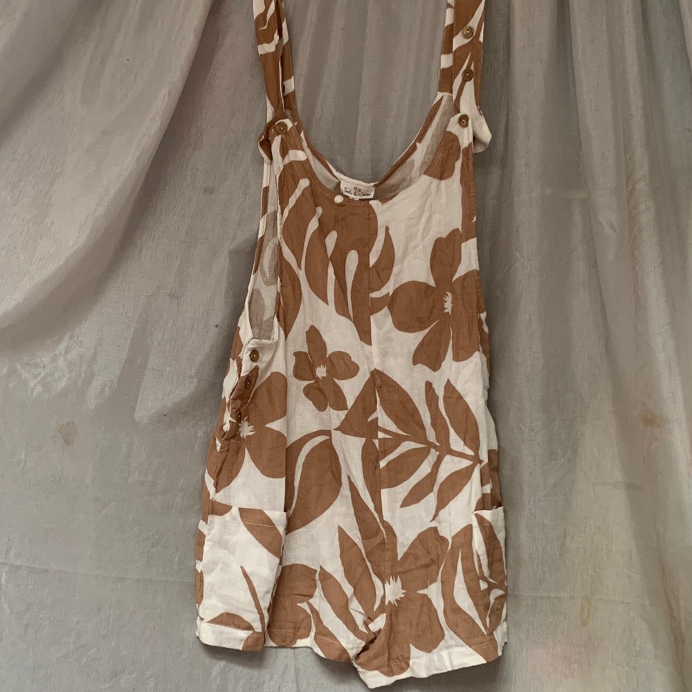 Women's Floral Print Linen Blend Romper - White & Brown